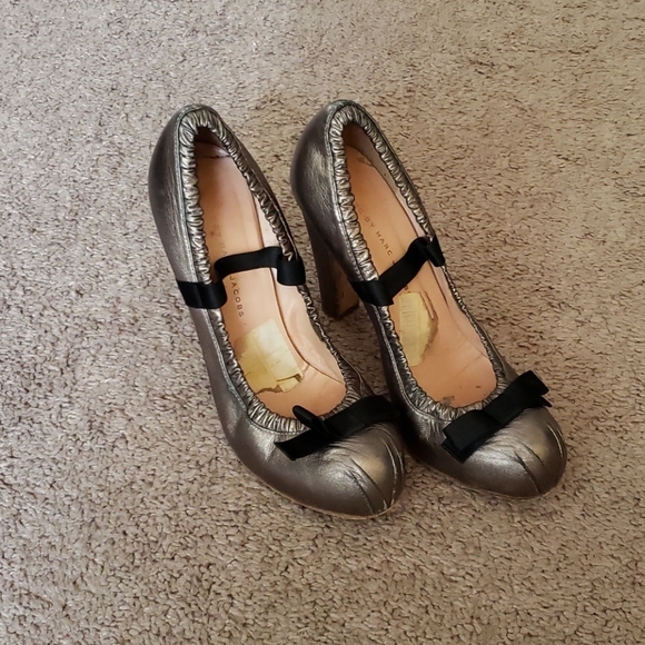 Marc Jacobs Bronze Mary Jane bows Heels Sz 39 - Picture 4 of 7